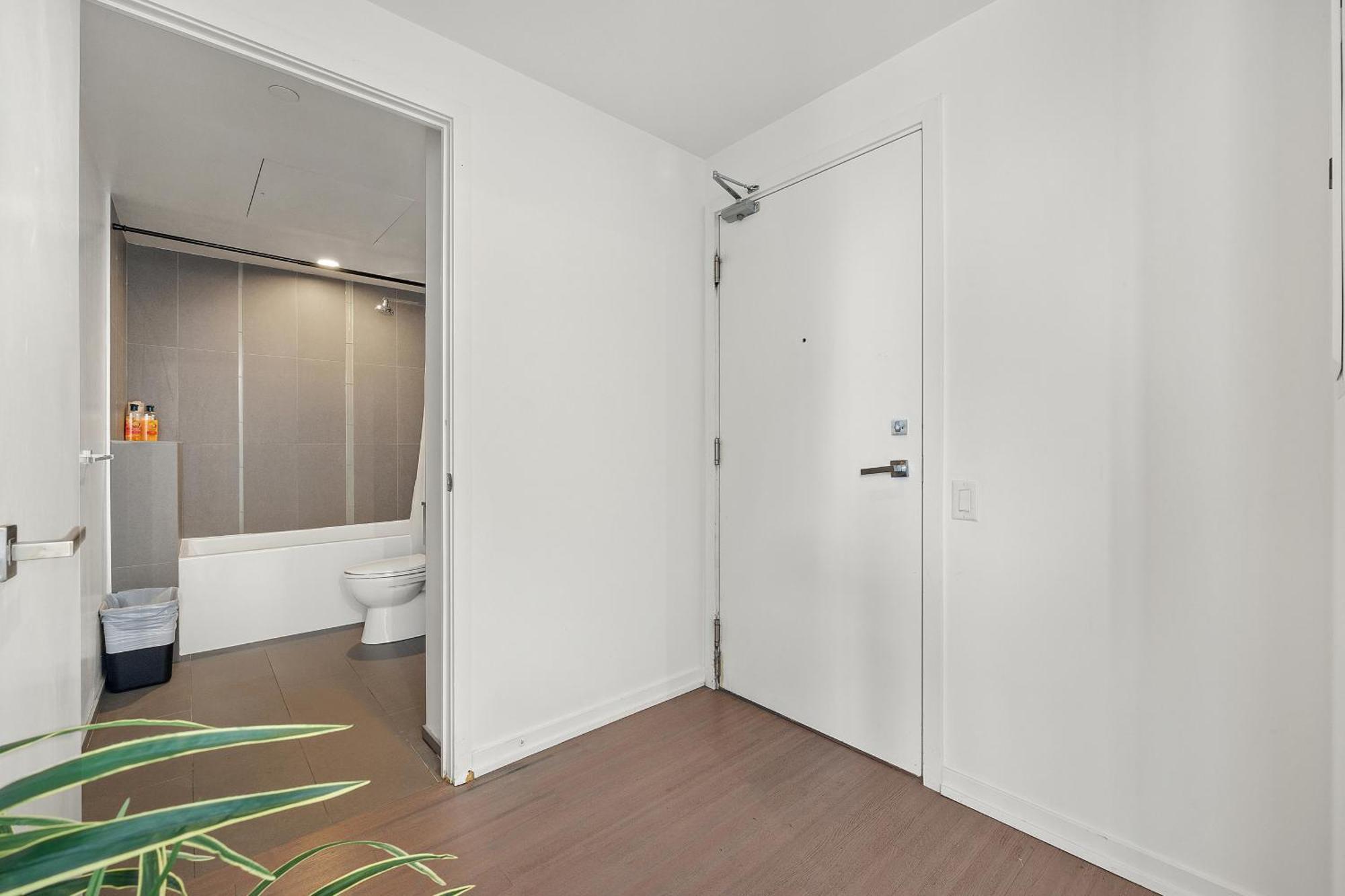 Trendy 1Bedroom Downtown Toronto Condo ภายนอก รูปภาพ