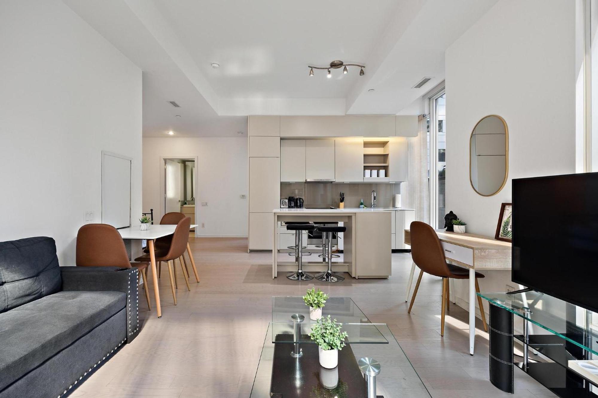 Trendy 1Bedroom Downtown Toronto Condo ภายนอก รูปภาพ
